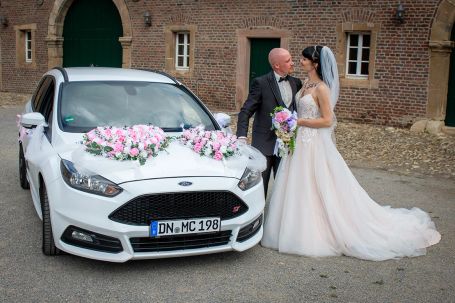 Emotionale Trauung auf Schloss Burgau Düren