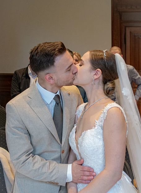 Romantisches Brautpaarshooting auf Schloss Paffendorf