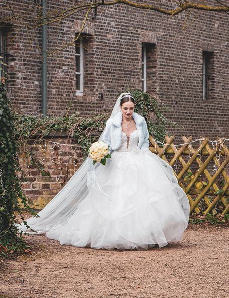 Romantisches Brautpaarshooting auf Schloss Paffendorf