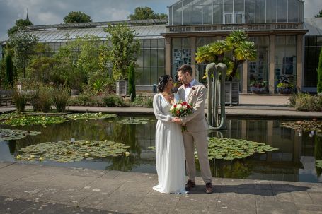 Hochzeitsfotografie-Brautpaarshooting-botanischer garten-Bonn