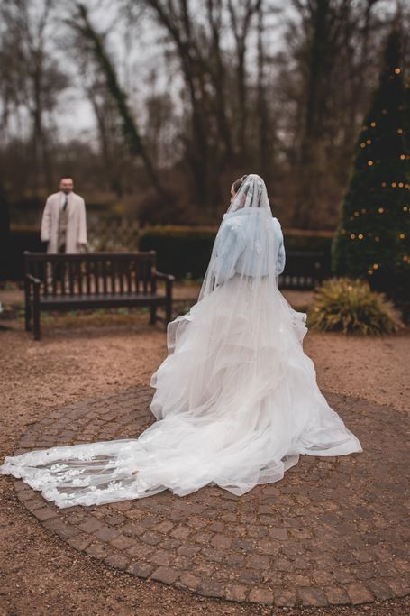 Romantisches Brautpaar Shooting auf Schloss Paffendorf