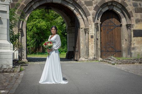 Hochzeitsfotografie-Brautpaarshooting-Schlosshotel Kommende-Bonn