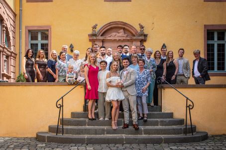 Hochzeitsfotografie-Brautpaarshooting auf Schloss Burgau Düren
