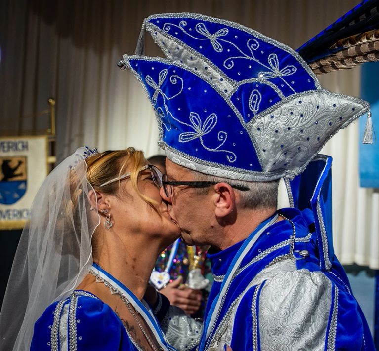 Karnevalistische freie Trauung im Rahmen einer Prinzenproklamation in Loverich