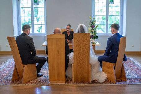 Emotionale Trauung auf Schloss Burgau Düren